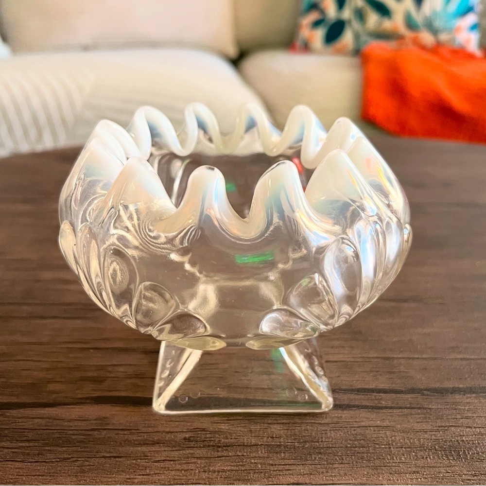 Jefferson Glass Opalescent Rose Bowl